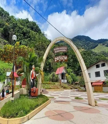 Arco de Pozuzo, Oxapampa, lugares turisticos del Peru