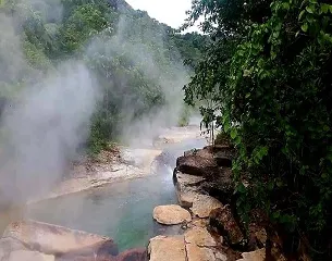 Mayantuyacu, río hirviente, lugar turístico de la selva peruana, para visitar en el distrito de Honoria, departamento de Huánuco. Lugares turisticos del Perú. Mayantuyacu, río hirviente, lugar turístico de la selva peruana, para visitar en el distrito de Honoria, departamento de Huánuco. Lugares turisticos del Perú.