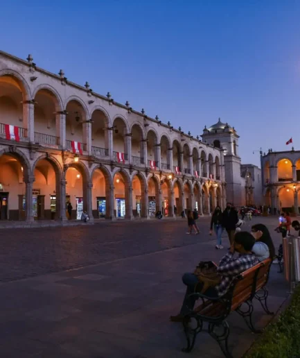 Arequipa, Lugares turísticos, Turismo en el Perú,Plaza de Armas de Arequipa..