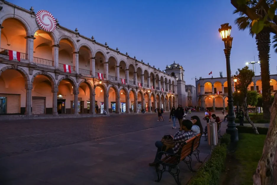 Arequipa, Lugares turísticos, Turismo en el Perú,Plaza de Armas de Arequipa..